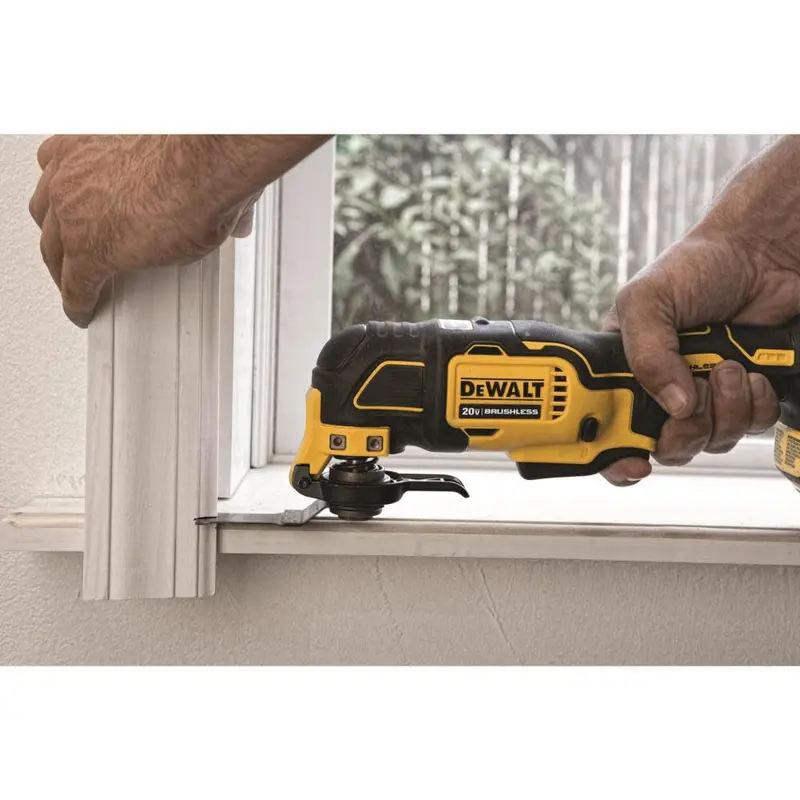 DEWALT ATOMIC 20V MAX Brushless Cordless Oscillating Multi-Tool Kit – DCS354D1