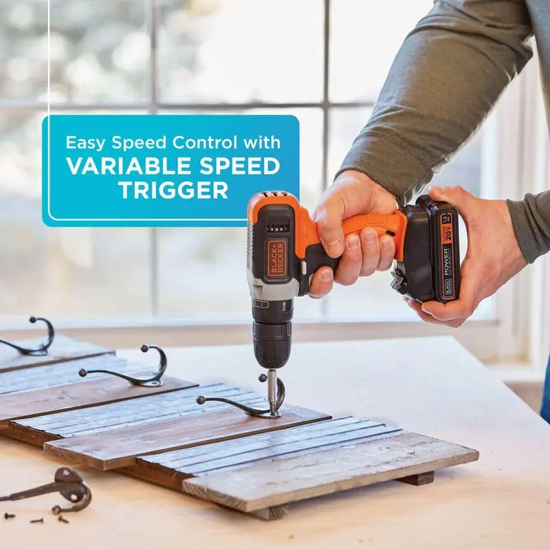BLACK+DECKER 20V Lithium-Ion Cordless 3/8 in Drill/Driver With 1.5Ah Battery And Charger – BCD702C1