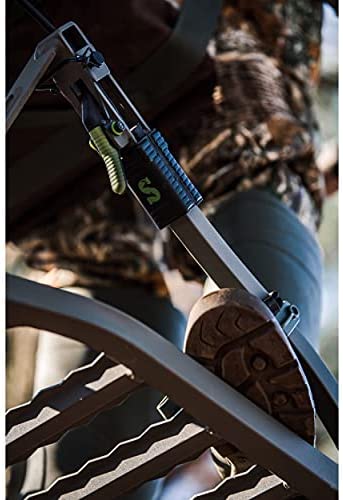 SD Climbing Treestand Lightweight Aluminum, Foam Padded Seat, 300 lbs Capacity, Includes Safety Harness