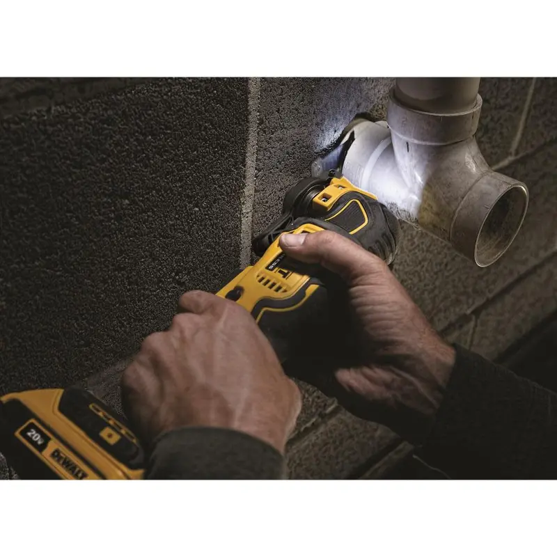 DEWALT ATOMIC 20V MAX Brushless Cordless Oscillating Multi-Tool Kit – DCS354D1