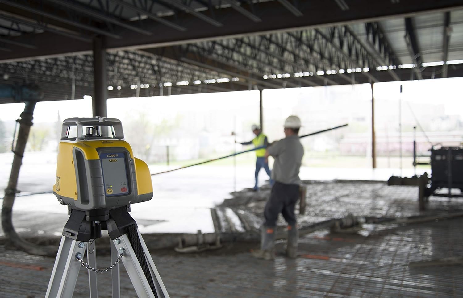 LL300N-2 Level Kit with HL450 Receiver & Tripod